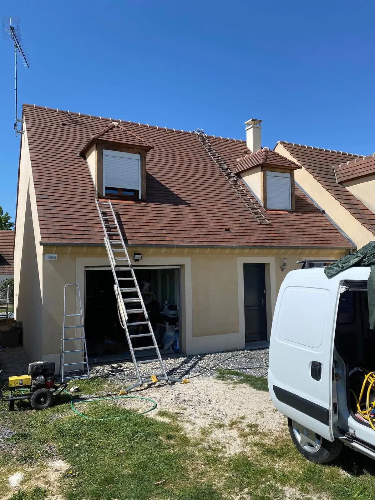 Intervention de couverture sur un pavillon en Île-de-France